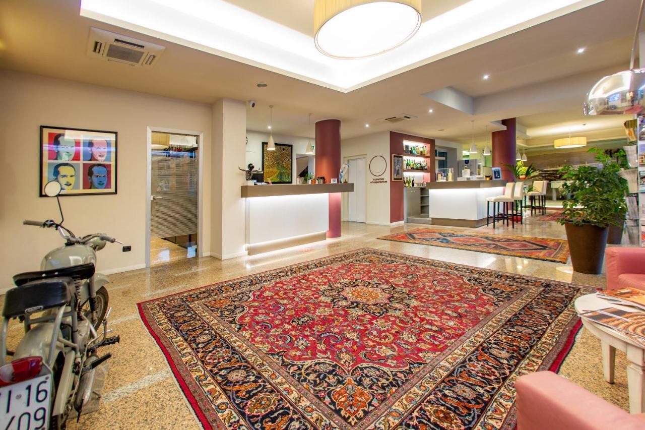 Hotel Bonotto Desenzano del Garda Esterno foto