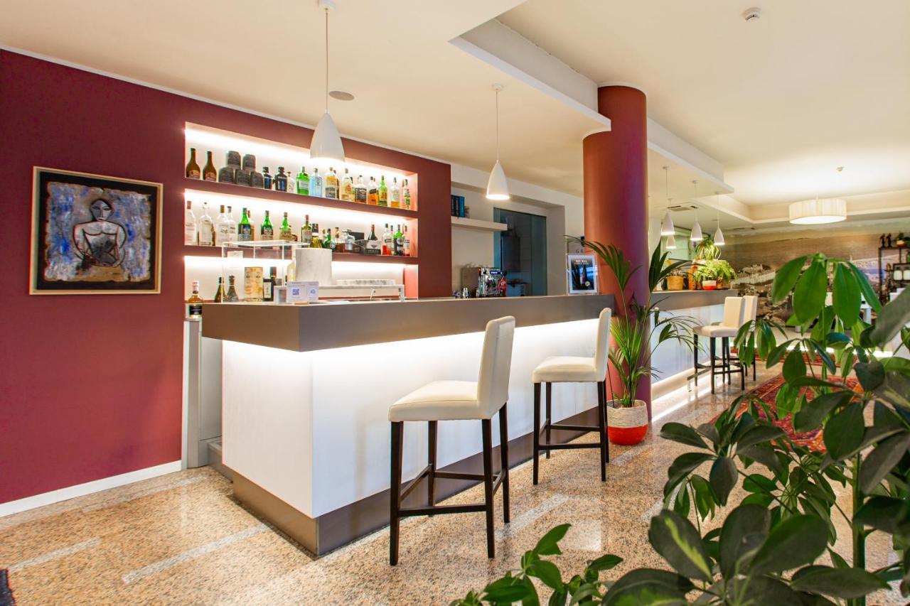 Hotel Bonotto Desenzano del Garda Esterno foto