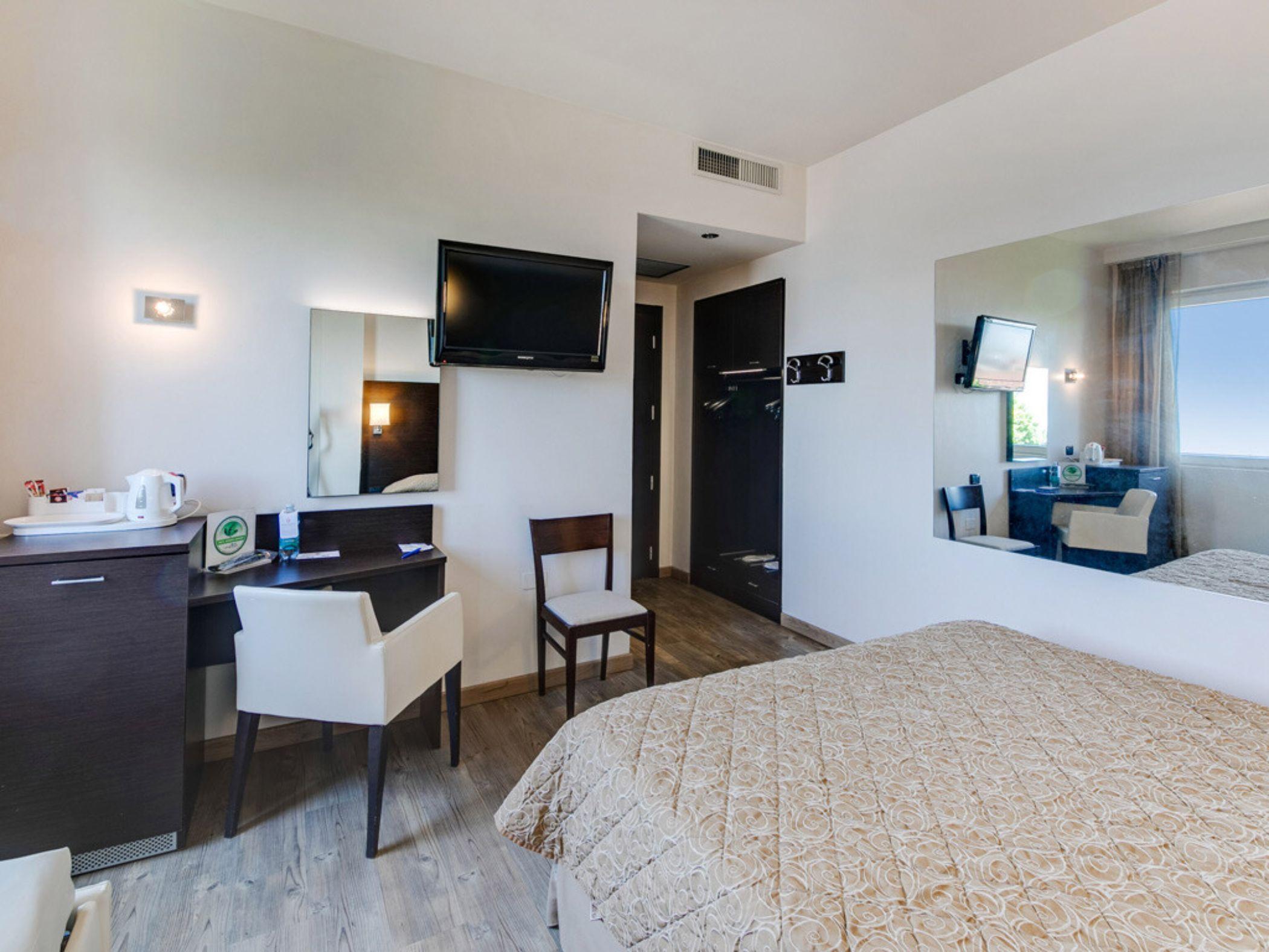 Hotel Bonotto Desenzano del Garda Esterno foto