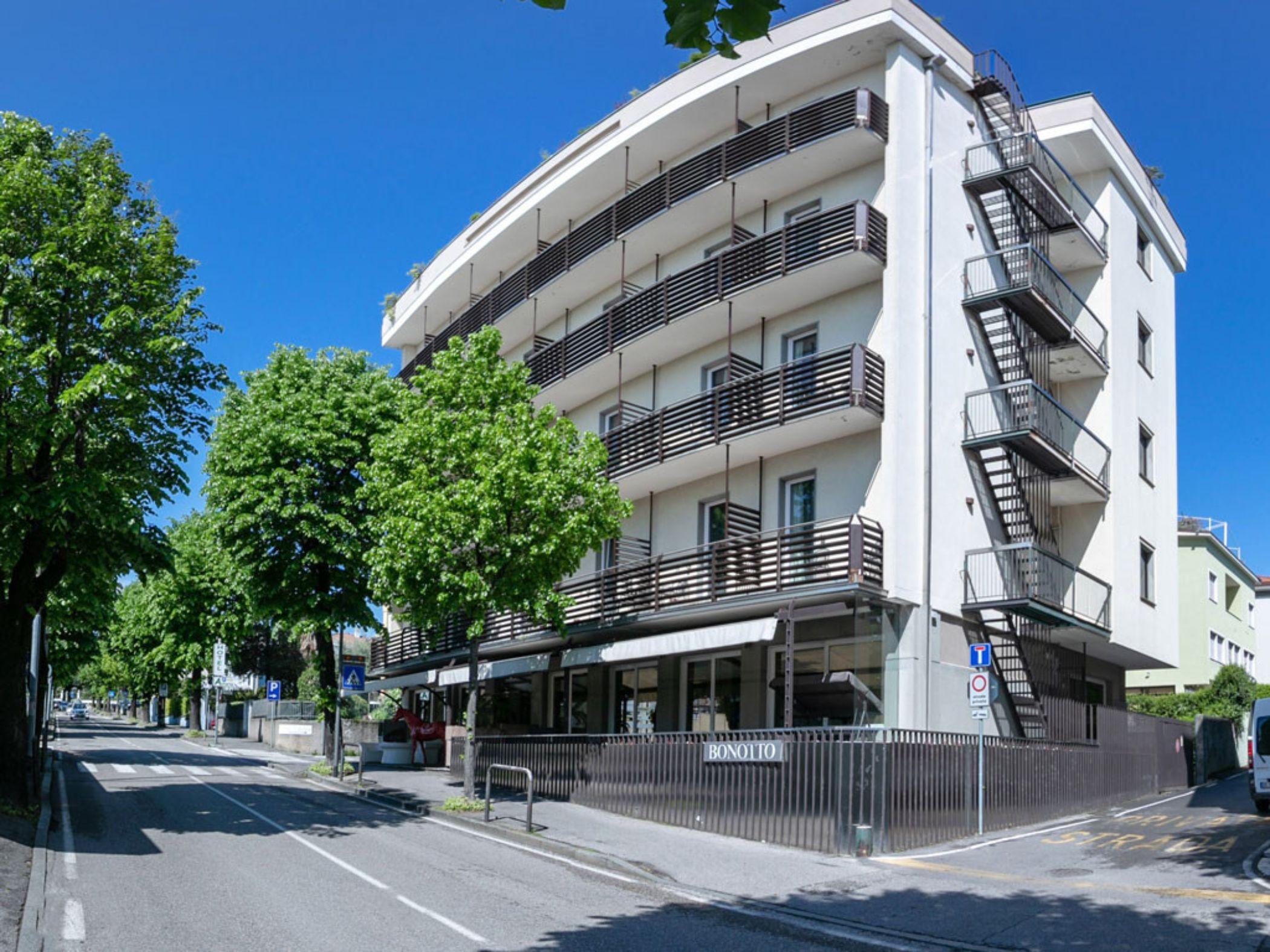 Hotel Bonotto Desenzano del Garda Esterno foto