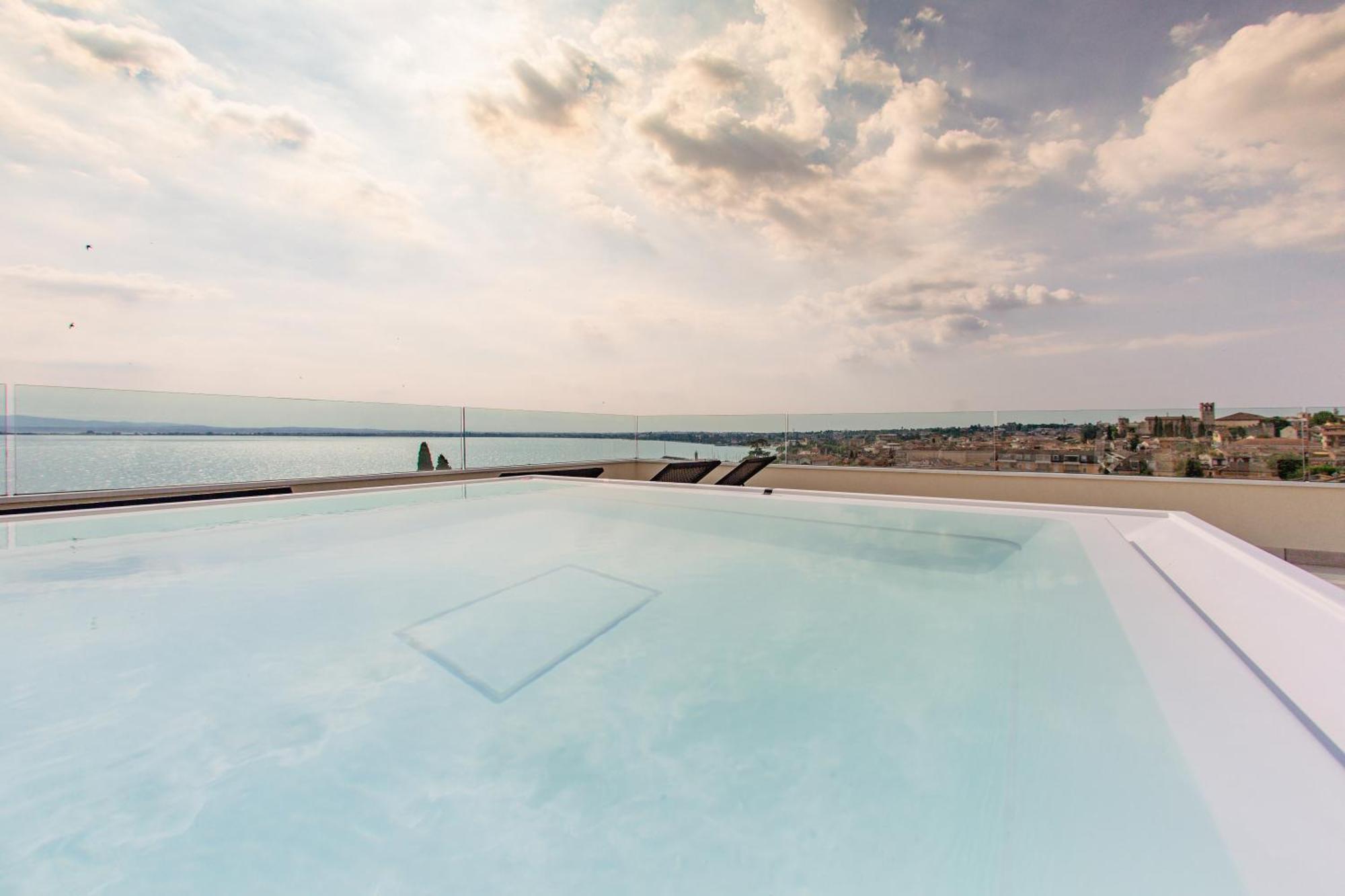 Hotel Bonotto Desenzano del Garda Esterno foto