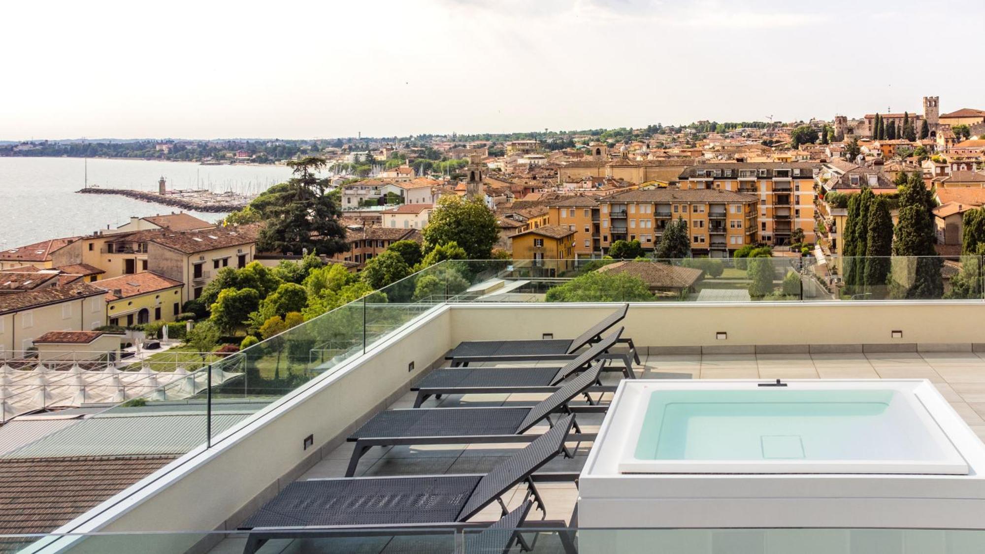 Hotel Bonotto Desenzano del Garda Esterno foto