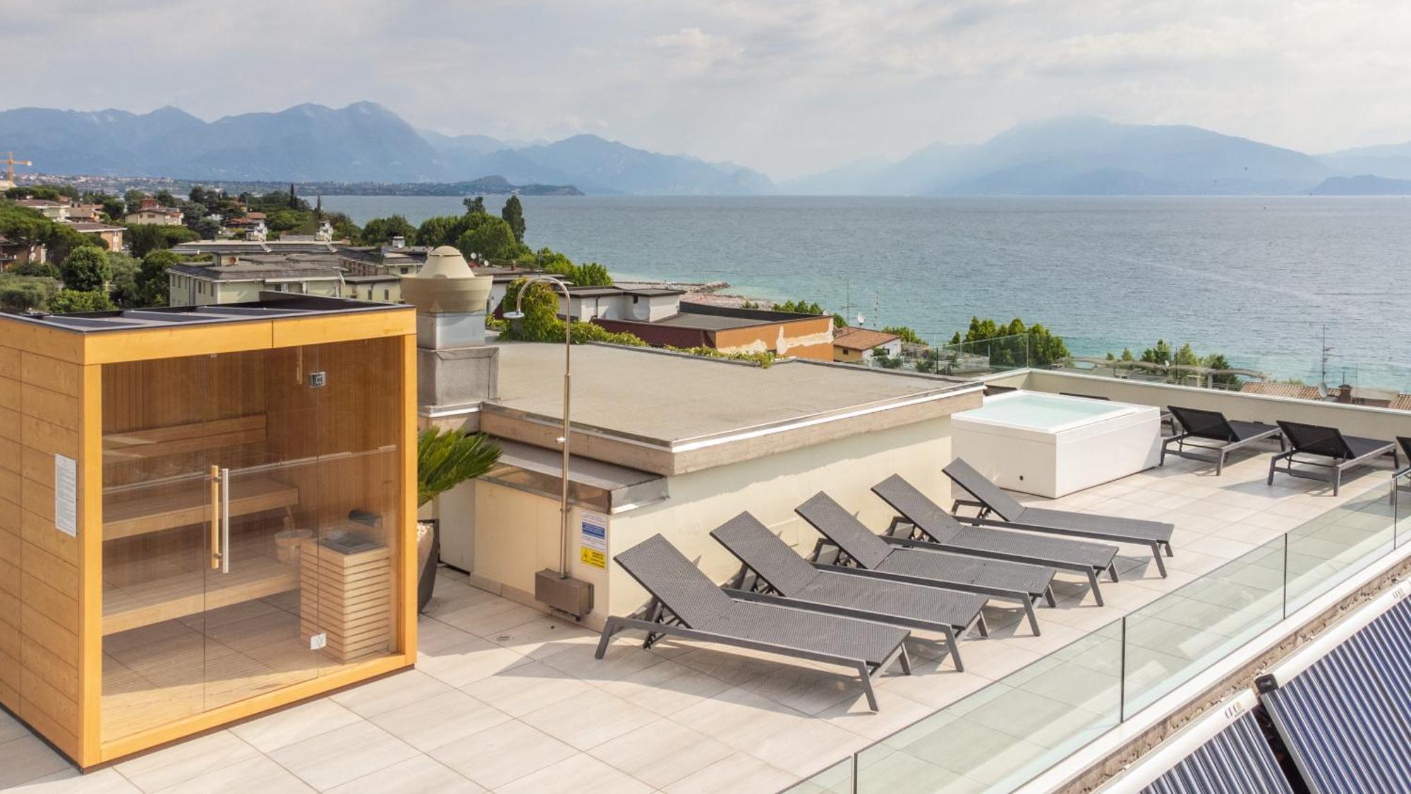Hotel Bonotto Desenzano del Garda Esterno foto